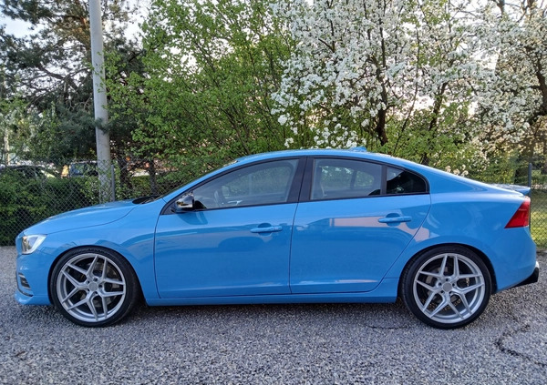 Volvo S60 cena 119000 przebieg: 132000, rok produkcji 2017 z Zawiercie małe 172